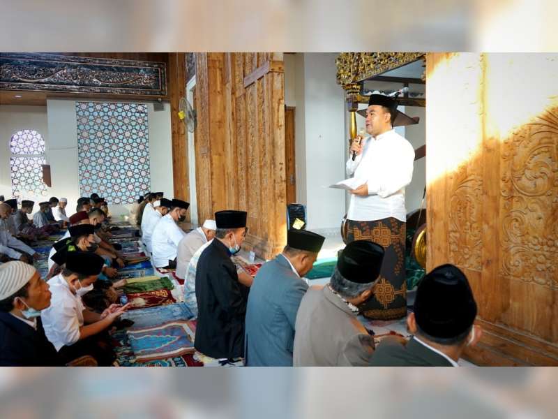 Salat Id di Masjid Agung Baitunnur, Bupati Ajak Diaspora Dukung Pembangunan Blora