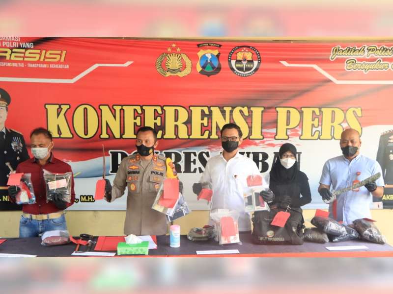 Seorang Pria di Kenduruan, Tuban Tebas Kaki Temannya Menggunkan Pedang Hingga Nyaris Putus