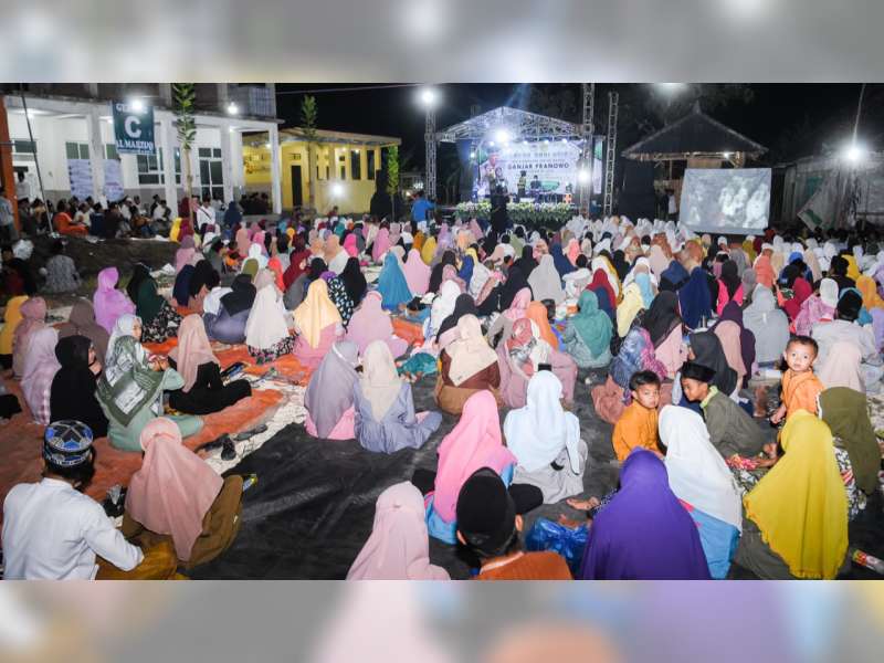 Ribuan Santri di Jatim Doakan Ganjar Pranowo Presiden 2024