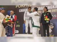 Hari Pertama Porprov Jatim, Atlet Angkat Besi Bojonegoro Borong 4 Medali Emas