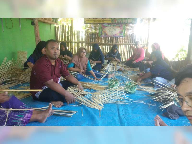 Hari Raya Iduladha, Bawa Berkah bagi Produsen Besek Bambu di Blora