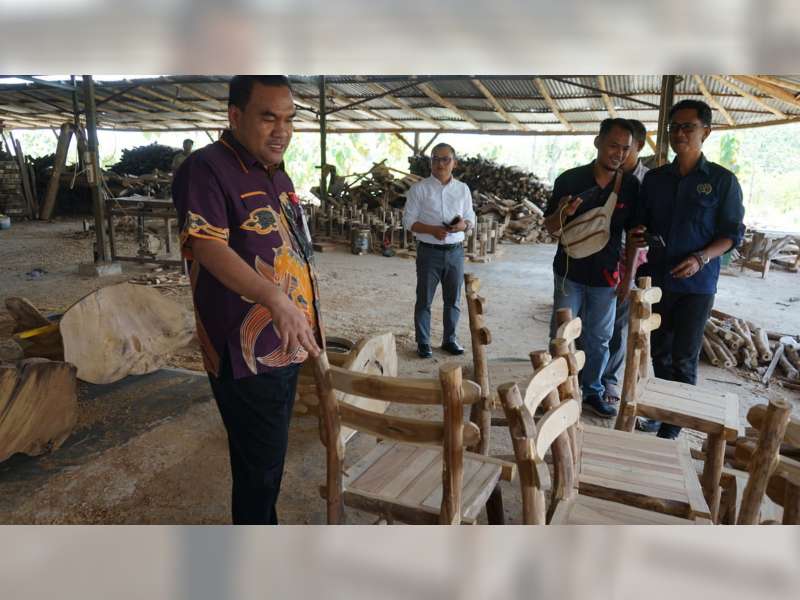 Pemkab Blora Dorong Perajin Kayu Jati Tingkatkan Kualitas untuk Ekspor