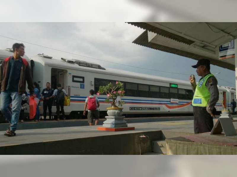 Minat Masyarakat Blora Gunakan Transportasi Kereta Api Cukup Tinggi