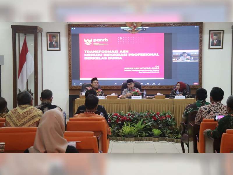 Berkunjung ke Blora, MenPAN RB Minta Reformasi Birokrasi Tak Hanya Sekadar Tumpukan Kertas