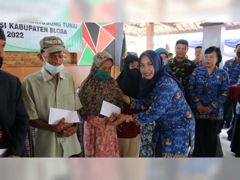 Pemkab Blora Salurkan BLT Dampak Inflasi untuk Warga Kurang Mampu di 24 Kelurahan