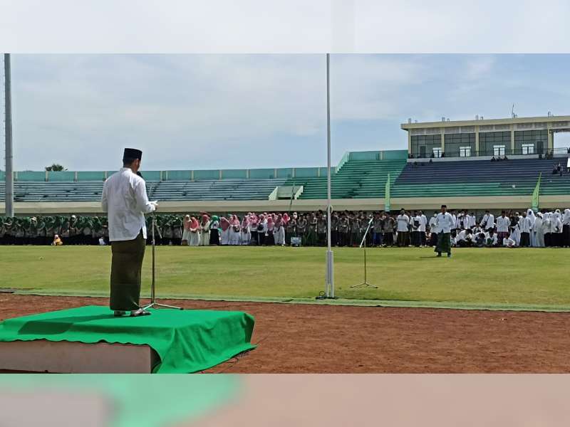 27 Ribu Santri di Tuban Ikuti Upacara Peringatan Hari Santri Tahun 2022