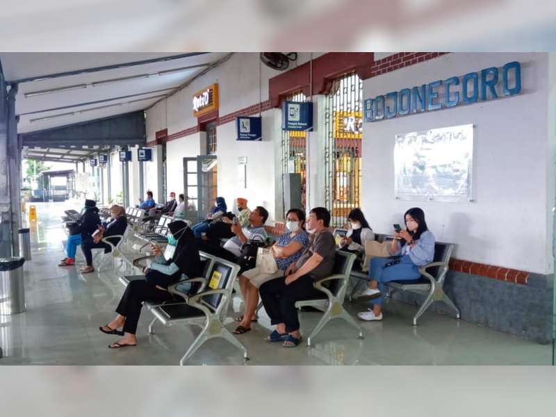 Tiket Kereta Api untuk Libur Nataru Mulai Hari Ini Dapat Dipesan di Stasiun Bojonegoro
