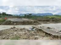 Waduk Pacal Meluap Akibat Pintu Air Macet, Jalan Darurat Bojonegoro-Nganjuk Dijebol