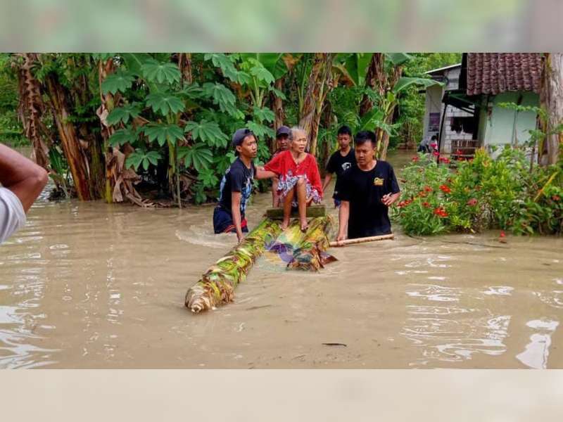 Ribuan Rumah Warga di Desa Kabunan, Kecamatan Balen, Bojonegoro Terendam Banjir