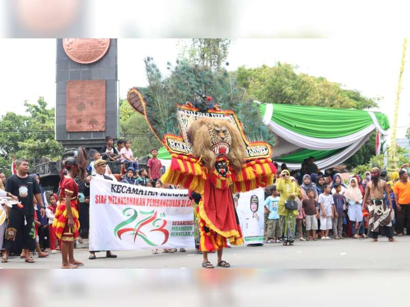Kirab Budaya Hari Jadi Ke-273 Kabupaten Blora Disambut Warga dengan Sukacita