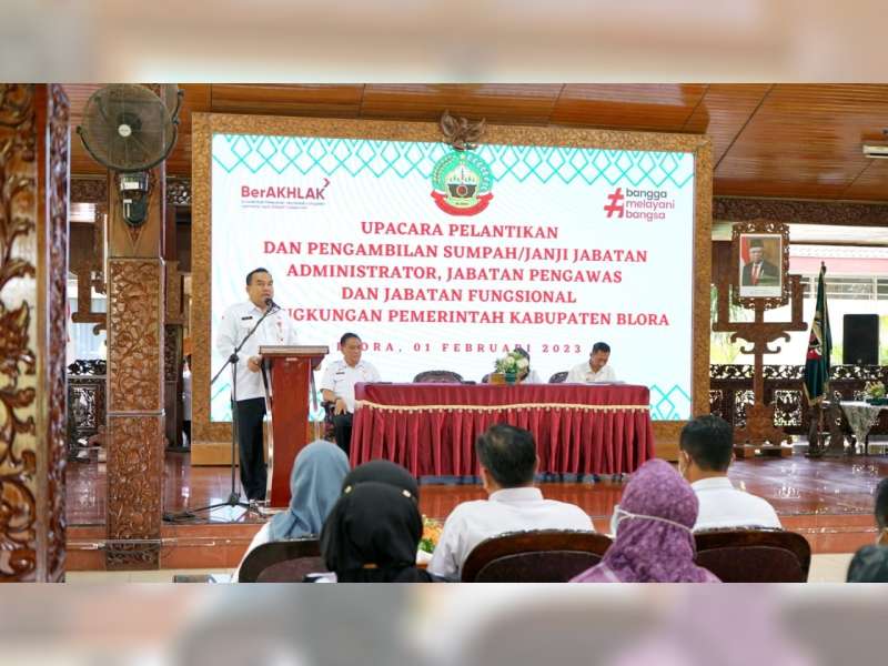 86 ASN Pemkab Blora Duduki Jabatan Baru, Bupati Tekankan Evaluasi Kerja Terus Dilakukan