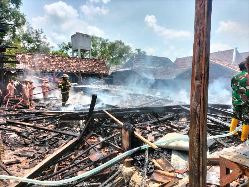 Dua Rumah Warga Kecamatan Jati Blora Ludes Terbakar