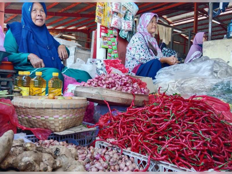 Jelang Lebaran Sejumlah Bahan Pokok di Pasar Sido Makmur Blora Mulai Merangkak Naik