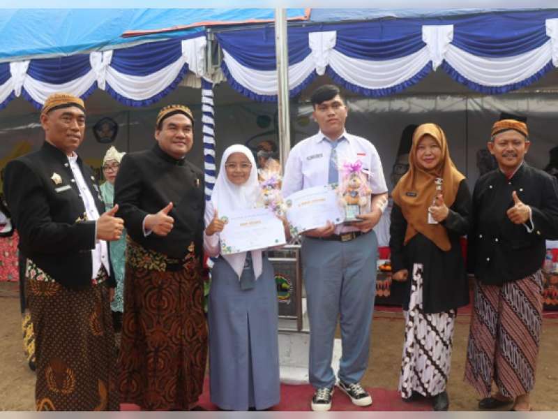 Dua Putra Daerah Blora Diterima di 10 Kampus Luar Negeri