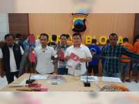 Ancam Petugas Saat Curi Kayu Sonokeling, Dua Puluh Pria Diamankan Polres Blora