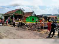 Bakar Limbah Kayu, Satu Rumah Warga Jiken, Blora Hangus Terbakar