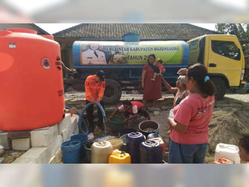 Hingga Pertengahan Agustus 2023, 24 Desa di Bojonegoro Alami Kekeringan dan Krisis Air Bersih