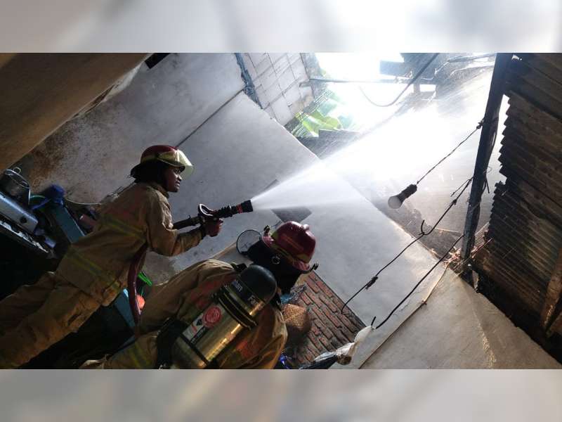 Ditinggal Pergi, Dapur Milik Warga Plesungan Kapas, Bojonegoro Terbakar