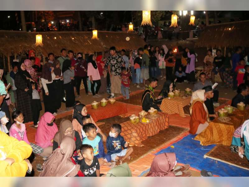 Di Pasar Dewi Tembang Tempellemahbang Blora, Pengunjung Seakan Diajak Kembali ke Masa Lalu