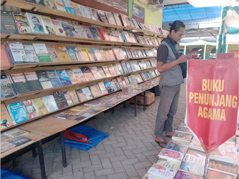 Dari Mobil Keliling hingga Bazar Buku, Dinas Perpustakaan dan Arsip Bojonegoro  Ajak Masyarakat Membaca