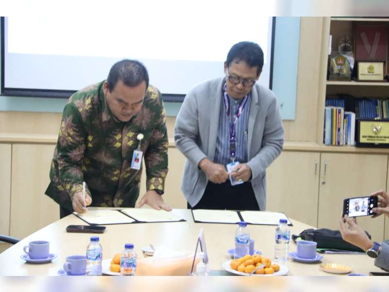 MoU dengan Universitas Budi Luhur, Bupati Arief Berharap Dibantu Beasiswa