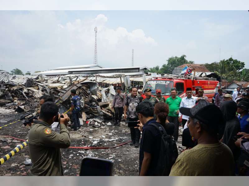 Bupati Cek Langsung Pasar Ngawen, Kerugian Kebakaran Ditaksir Rp 30,6 M
