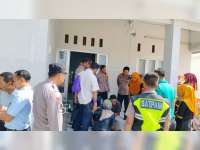 Puluhan Karyawati Perusahan Rokok di Dander, Bojonegoro Alami Kesurupan Massal