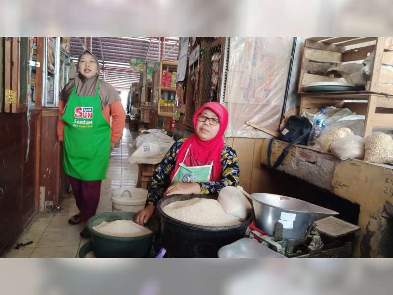 Harga Beras Masih Tinggi, Masyarakat di Blora Kurangi Kebutuhan Lain