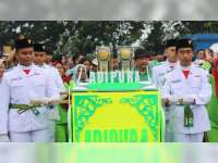 Pemkab Blora Kirab Adipura bersama Petugas Sapu Keliling Jalan Protokol