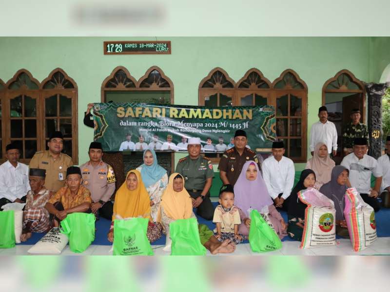 Blora Menyapa Edisi Ramadan Kembali Digelar, Bupati Serahkan Santunan dan Dengarkan Saran Warga