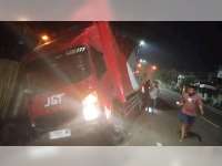 Tabrakan Motor dengan Truk Boks di Baureno, Bojonegoro, Seorang Pemotor Meninggal Dunia