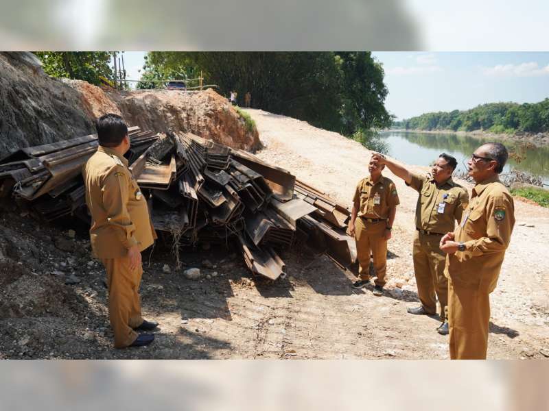 Penanganan Longsor Bengawan Solo di Blora Ditargetkan Selesai Akhir Bulan Mei