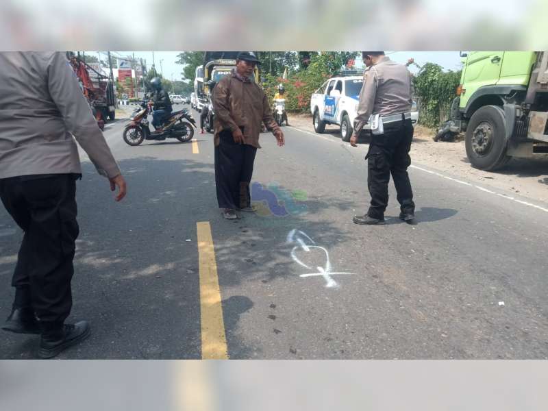 Kecelakaan Beruntun di Padangan, Bojonegoro, Pengemudi Mobil Terjepit Dashboard