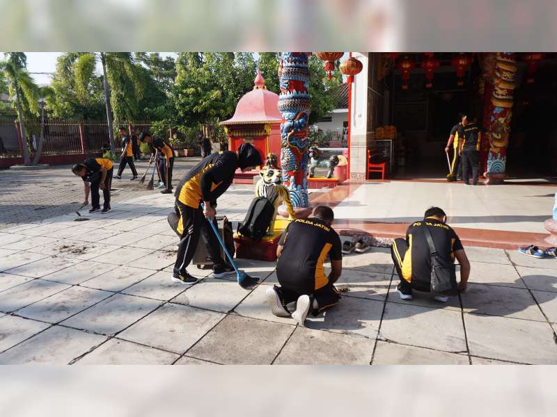 Sambut Hari Bhayangkara, Polres Bojonegoro Gelar &lsquo;Bakti Religi&rsquo; di Tempat Ibadah