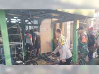 Diduga Korsleting Listrik, Rumah Warga Gondang, Bojonegoro Terbakar, Kerugian Capai Rp 250 Juta