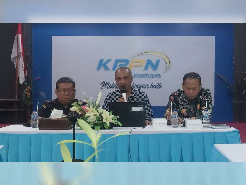 KPPN Bojonegoro Sampaikan Capaian Kinerja APBN Semester Satu 2024