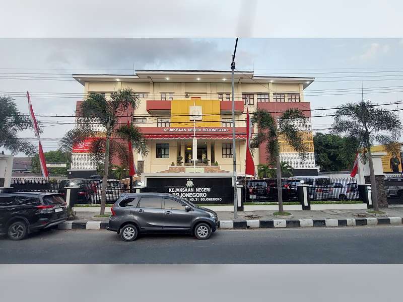 Kejaksaan Negeri Bojonegoro Tetapkan 2 Tersangka Kasus Dugaan Korupsi Mobil Siaga Desa