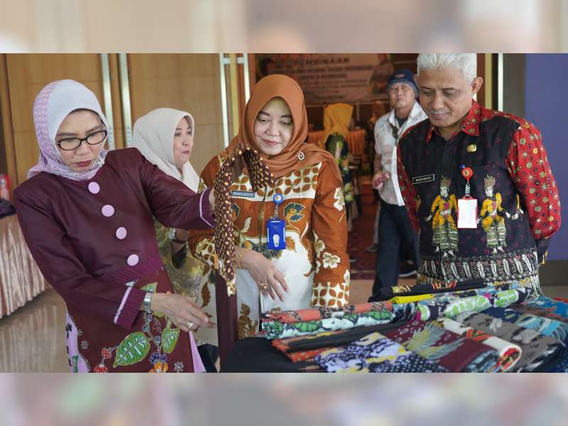 Tingkatkan Daya Saing IKM, Dekranasda Bojonegoro Gelar Pembinaan pada Pelaku Usaha