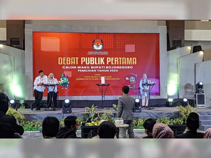 Tidak Kondusif, KPU Bojonegoro Hentikan Debat Calon Wakil Bupati di Pilkada Serentak 2024