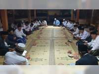 Keluarga Besar dan Alumni Pondok Pesantren Attanwir Doakan Setyo Wahono-Nurul Azizah Pimpin Bojonegoro