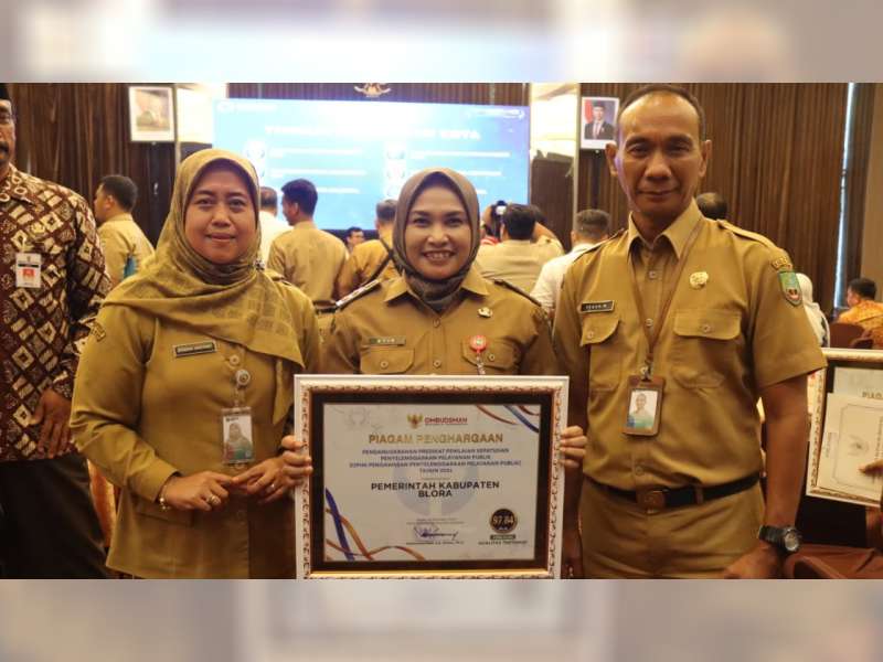 Blora Dinobatkan Ombudsman sebagai Daerah dengan Pelayanan Publik Terbaik di Jawa Tengah