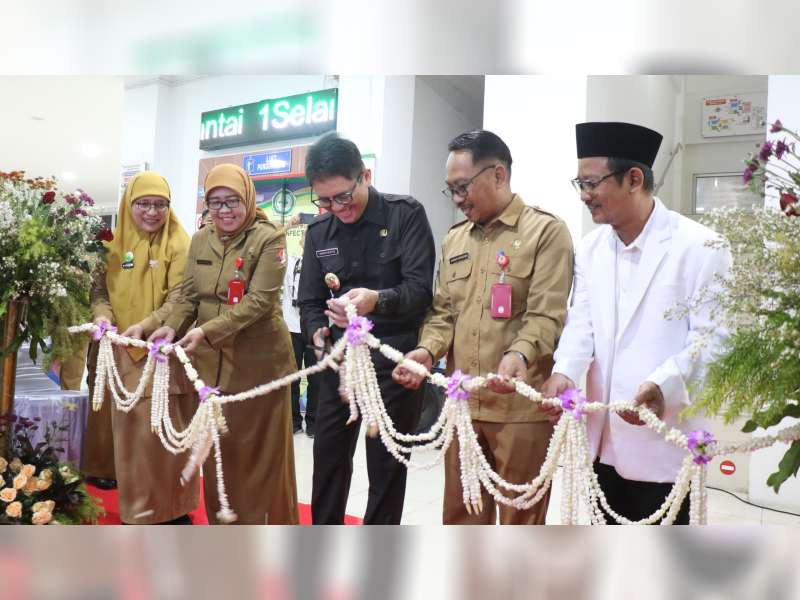 Pj Bupati Bojonegoro Buka Seminar CAPD untuk Tenaga Kesehatan