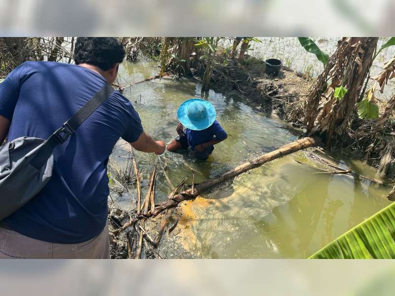 Diduga Tercemar Limbah Pengeboran Pertamina EP Sukowati, Warga Ngampel, Bojonegoro Protes