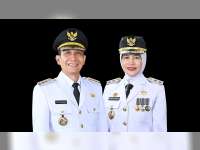 Setyo Wahono-Nurul Azizah Resmi Dilantik Jadi Bupati dan Wakil Bupati Bojonegoro