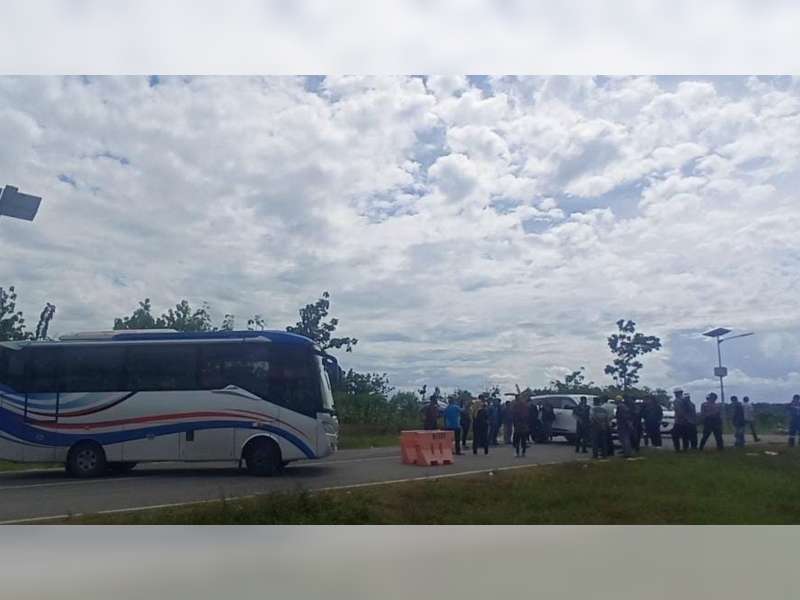 Sejumlah Kontraktor Lokal di Bojonegoro Gelar Demo di Lapangan Gas Jambaran-Tiung Biru