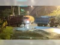 Truk Tabrak Truk Parkir di Gayam, Bojonegoro, Satu Pengemudi Meninggal Dunia