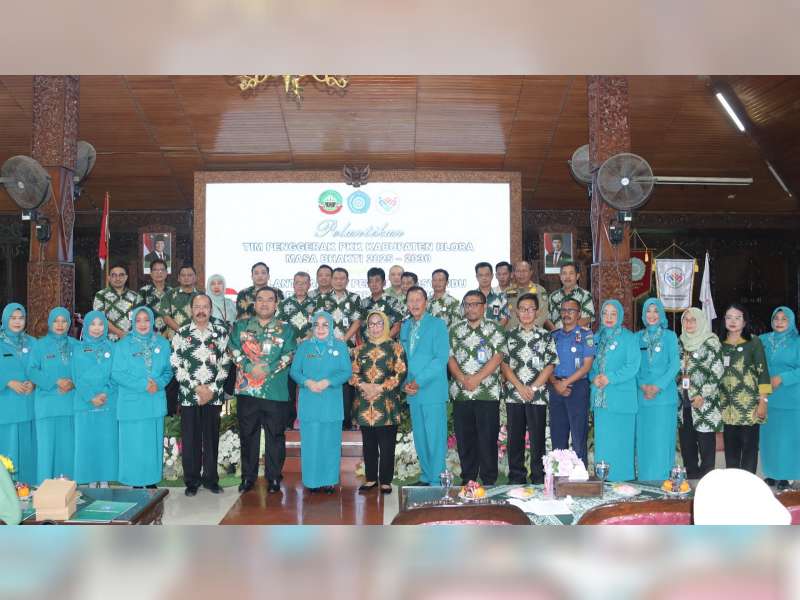 Bupati Lantik Pengurus Tim Penggerak PKK dan Tim Pembina Posyandu Kabupaten Blora