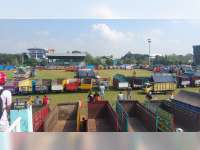 Demo ODOL, Ratusan Truk Penuhi Lapangan Kridosono Blora