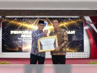Bupati Bojonegoro Terima Penghargaan dari BKN RI atas Penyelenggaraan Seleksi CASN 2024