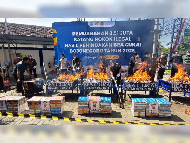 Kantor Bea Cukai Bojonegoro Musnahkan 8,5 Juta Batang Rokok Ilegal Senilai Rp 12,6 Miliar